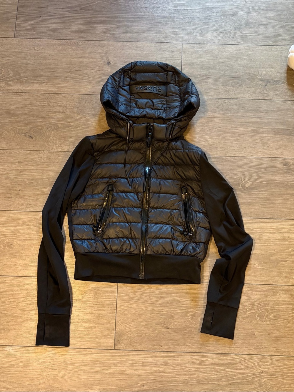 RUDSAK CASSA women’s puffer cropped lightweight